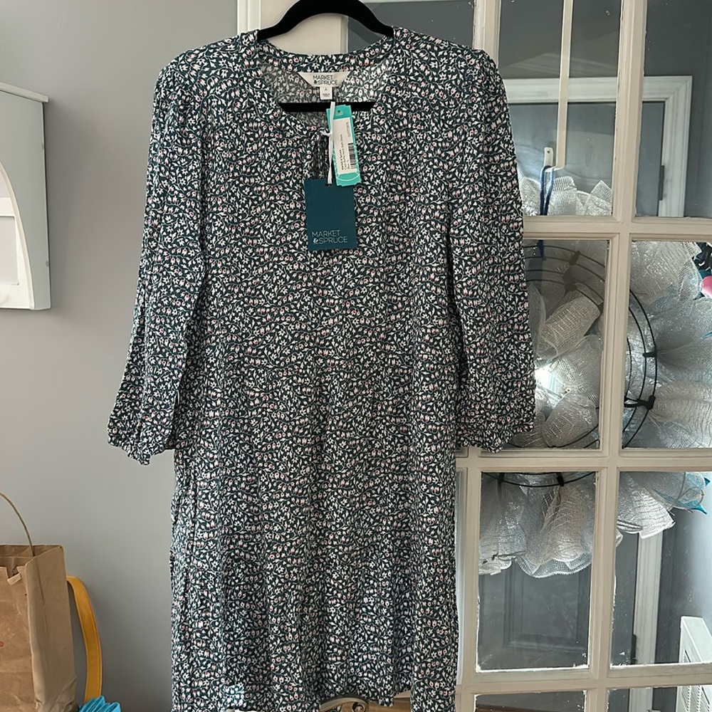 NWT Market & Spruce blue white pink floral Cassi Ruffle Neck Shift Dress L